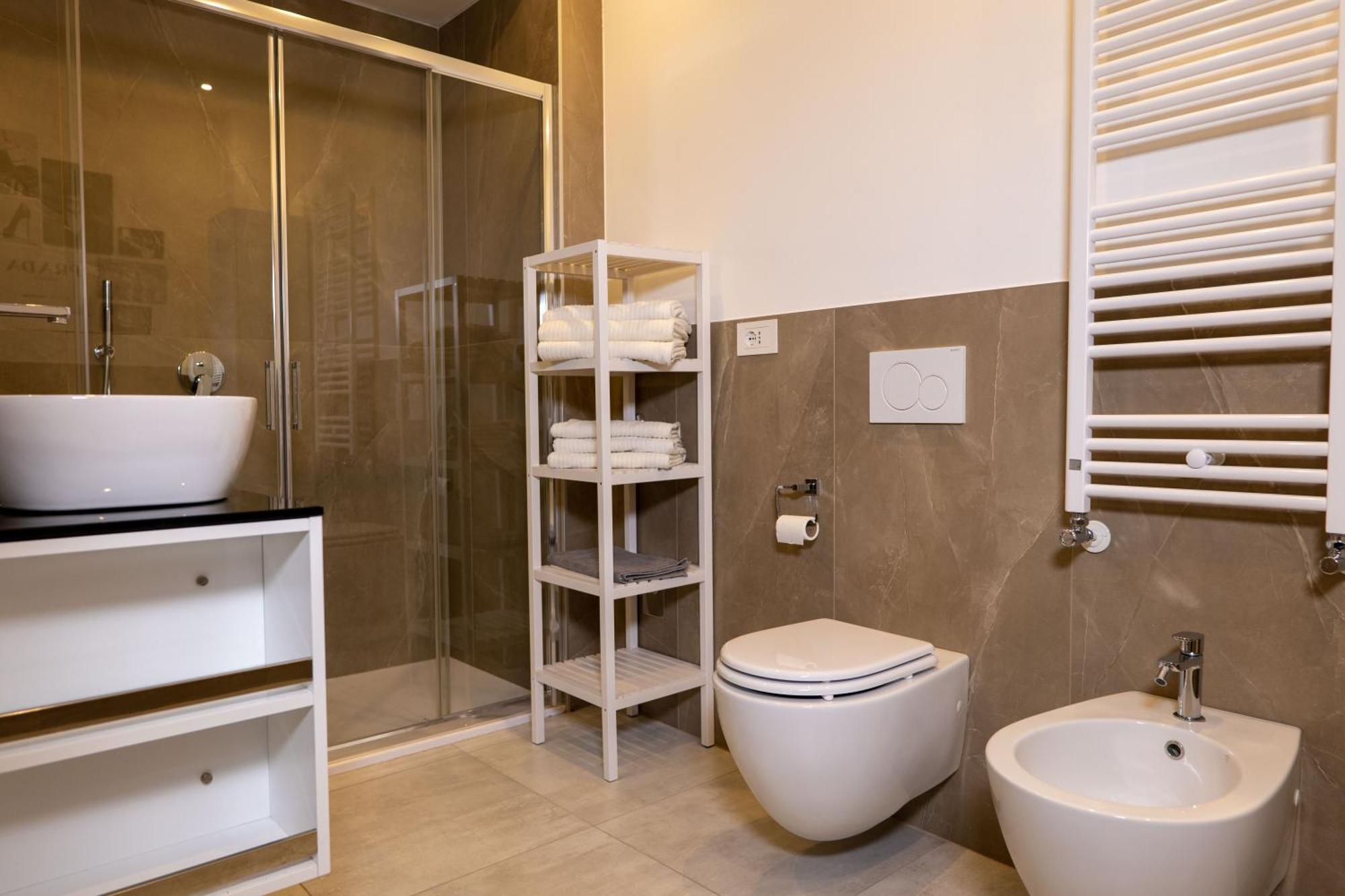 La Casa Sul Naviglio Di Debora Apartment Milan Bagian luar foto