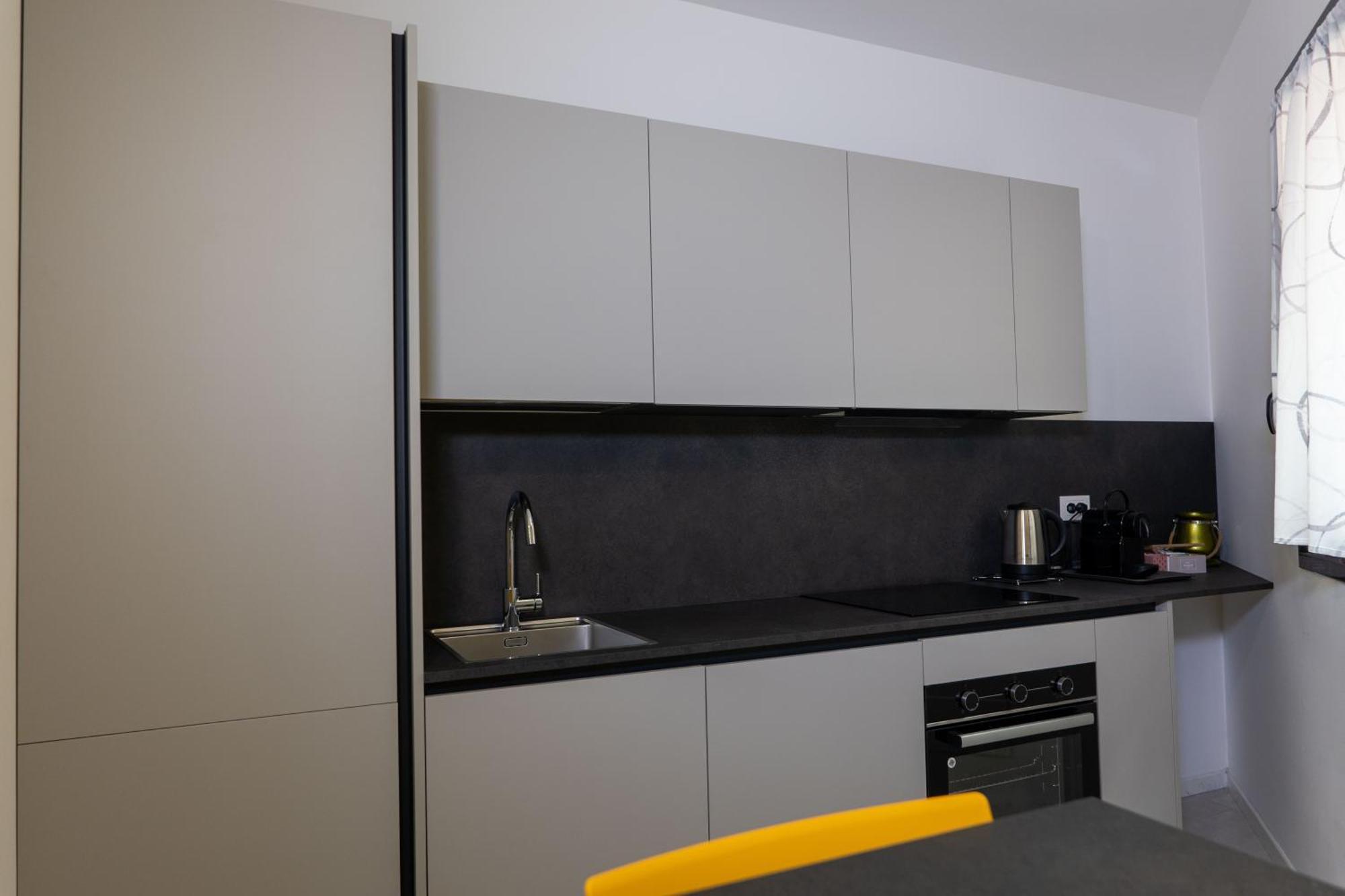 La Casa Sul Naviglio Di Debora Apartment Milan Bagian luar foto